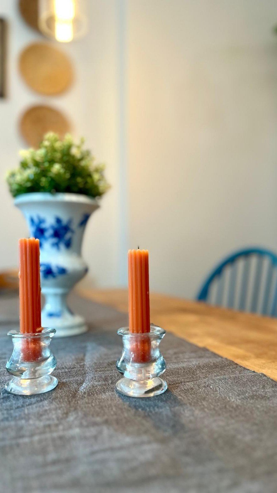 Detail — tabletop finishing touch